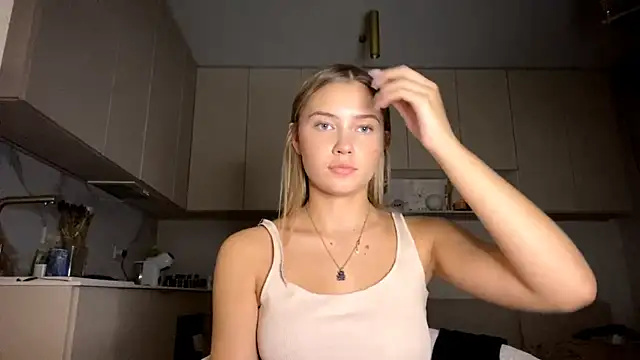 SeveralDip online show from April 2026 04:38:01 PM