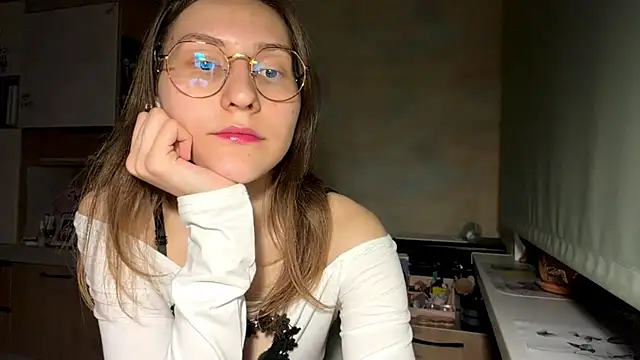 Miaaa Moon online show from April 2026 08:57:02 PM