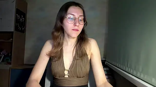 Miaaa Moon online show from June 2026 08:40:02 PM
