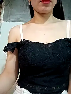 Vyvvyy69 online show from February 2026 02:06:02 AM