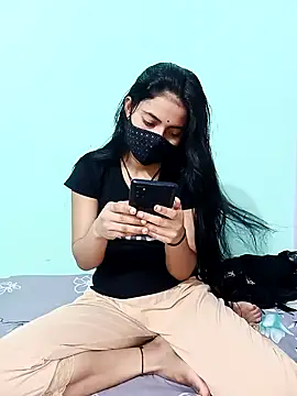 18 year old girl online show from April 2026 03:20:02 AM