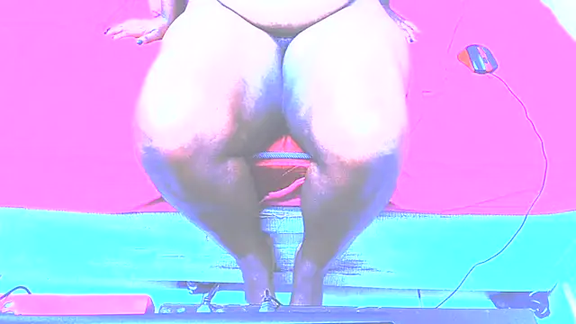 CurvyEbonyX online show from February 2026 04:33:01 PM