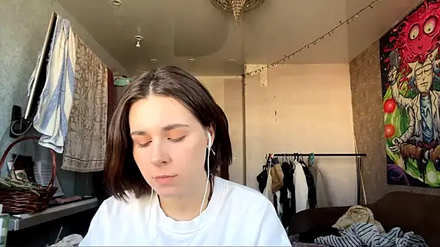 HannahDoll1 online show from February 2026 01:33:01 AM