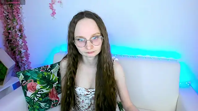 Snapshot of _EliDream chatting on March 2026 02:09:01 PM EliDream online show from March 2026 02:09:01 PM