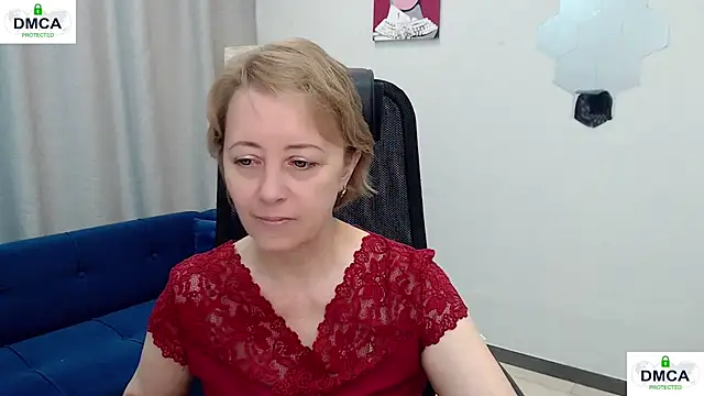 MONA W online show from June 2026 01:28:01 PM