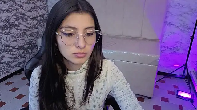 Cristal love v online show from February 2026 02:00:02 PM