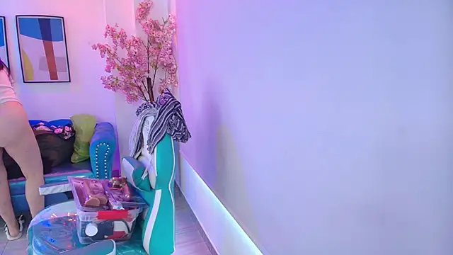 Madame scarlett online show from May 2026 11:27:01 AM
