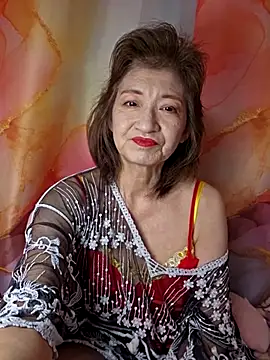 URAN429 online show from May 2026 06:04:01 PM