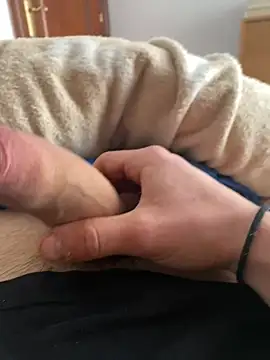 manu156789 online show from April 2026 12:50:01 PM