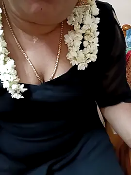 Snapshot of silk_rose05 chatting on March 2026 05:12:02 PM silk rose05 online show from March 2026 05:12:02 PM