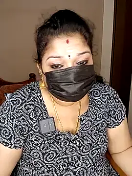 Snapshot of silk_rose05 chatting on April 2026 05:10:02 PM silk rose05 online show from April 2026 05:10:02 PM