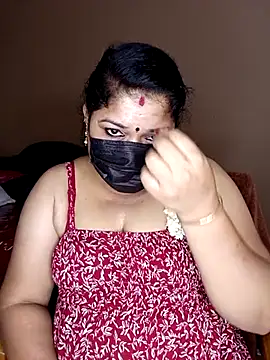 Snapshot of silk_rose05 chatting on April 2026 05:18:01 PM silk rose05 online show from April 2026 05:18:01 PM