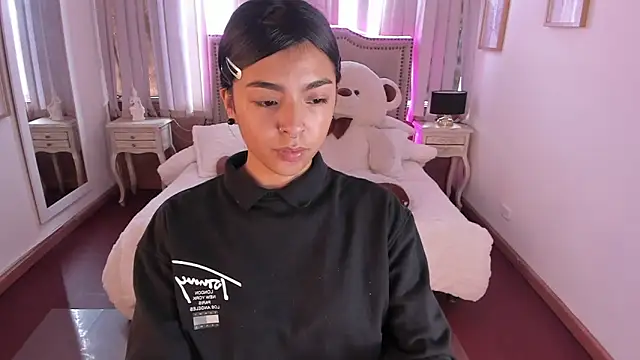 nia-malkova online show from February 2026 02:20:02 PM