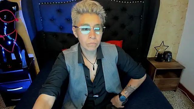 Kali Panther online show from April 2026 08:15:01 PM