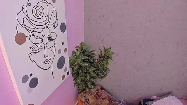 lil miia online show from May 2026 07:11:02 PM