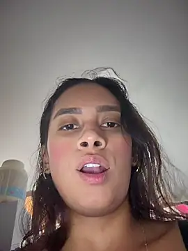 LunaHeat online show from February 2026 03:01:01 PM