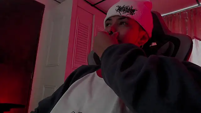 D3v1L88 online show from February 2026 06:39:01 PM