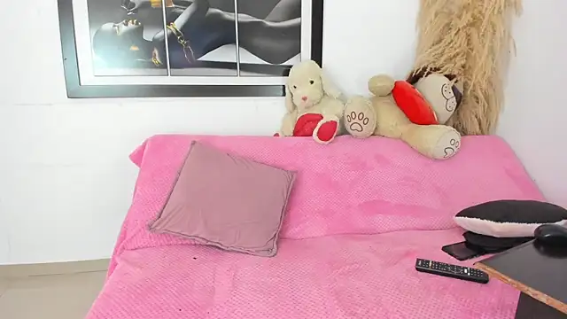 CHEVI BROWN20CM online show from February 2026 08:14:02 PM