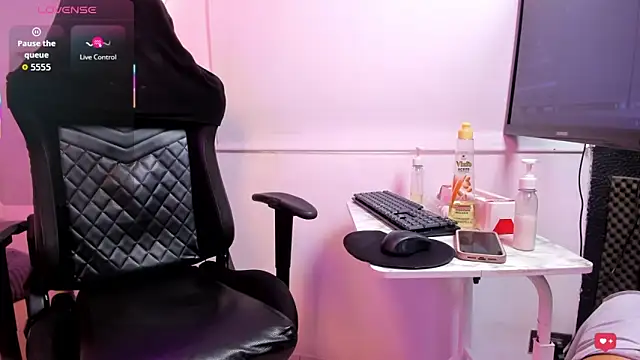 Bella Miller1  online show from February 2026 07:56:02 PM