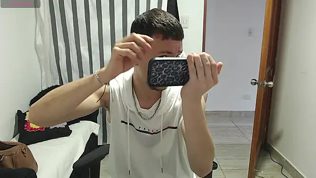 Snapshot of Ariana_Esteban07 chatting on March 2026 11:47:02 AM Ariana Esteban07 online show from March 2026 11:47:02 AM