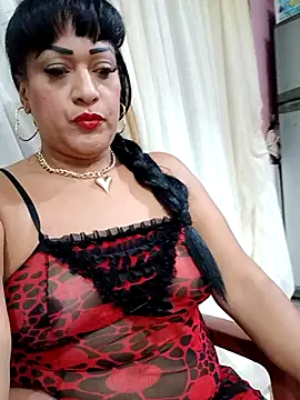 Snapshot of SabrinaColin chatting on June 2026 01:47:02 AM SabrinaColin online show from June 2026 01:47:02 AM