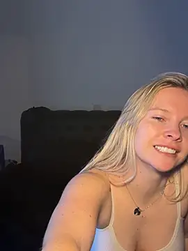 Ellie-rosee online show from February 2026 07:48:01 AM