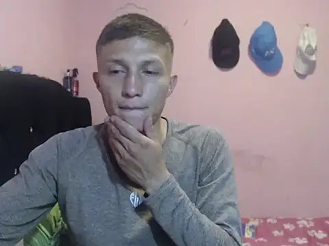 Cronos Hot 8 online show from March 2026 07:51:02 PM