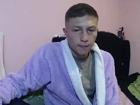 Cronos Hot 8 online show from March 2026 08:19:01 AM