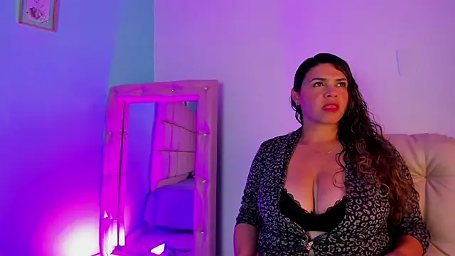 mar coral online show from February 2026 08:02:01 PM