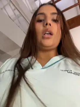 Noa Harper- online show from June 2026 10:29:02 PM