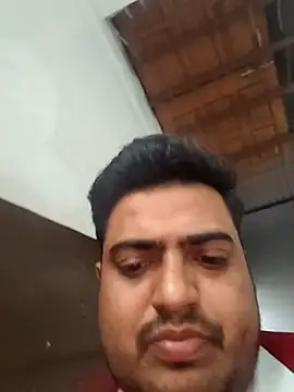 hunterkingshan online show from February 2026 12:11:01 PM