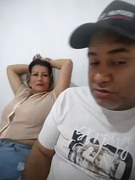 wessAndSandri online show from May 2026 07:53:01 PM