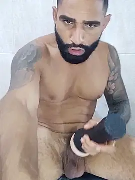 Lucius40 online show from February 2026 06:40:02 AM