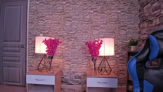 butterflyx39 online show from May 2026 12:10:01 PM