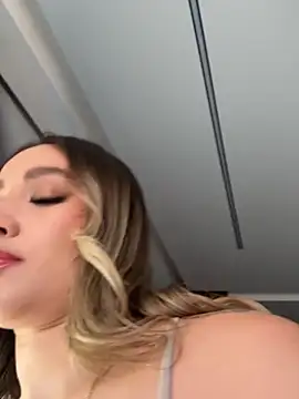 Snapshot of GabbydelRey chatting on March 2026 09:30:01 PM GabbydelRey online show from March 2026 09:30:01 PM