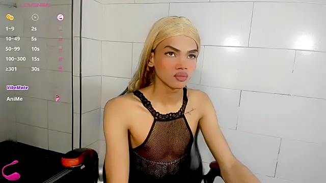Karol Vanessa   online show from May 2026 05:07:02 PM
