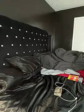 Snapshot of tipheragain chatting on March 2026 06:08:01 PM tipheragain online show from March 2026 06:08:01 PM