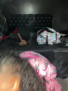 Snapshot of tipheragain chatting on April 2026 08:01:02 AM tipheragain online show from April 2026 08:01:02 AM