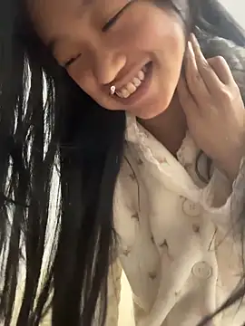 Snapshot of srr6677 chatting on March 2026 09:17:02 AM srr6677 online show from March 2026 09:17:02 AM