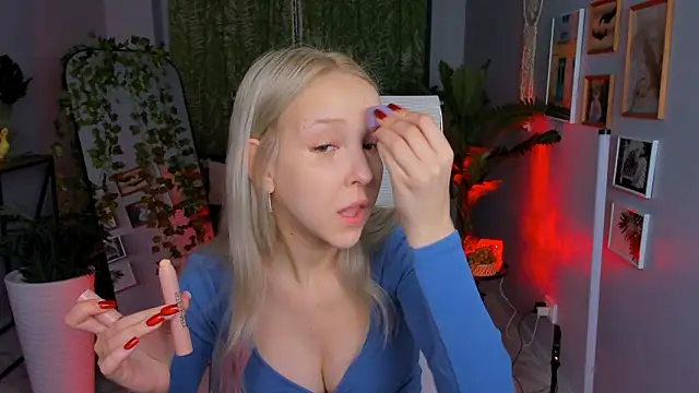 MaoqiBeverly online show from March 2026 05:18:01 AM