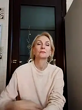 Snapshot of MichelleSolis chatting on March 2026 07:21:02 PM MichelleSolis online show from March 2026 07:21:02 PM