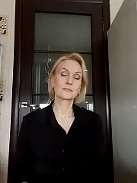 Snapshot of MichelleSolis chatting on March 2026 01:50:02 PM MichelleSolis online show from March 2026 01:50:02 PM