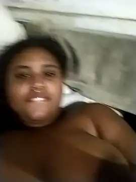 Yuliht online show from February 2026 10:47:01 PM