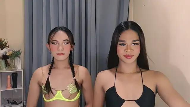 Snapshot of Sweet_Audreyxx chatting on February 2026 12:28:02 AM Sweet Audreyxx online show from February 2026 12:28:02 AM