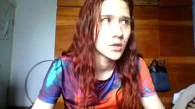 NickiKisinger online show from June 2026 07:13:01 AM