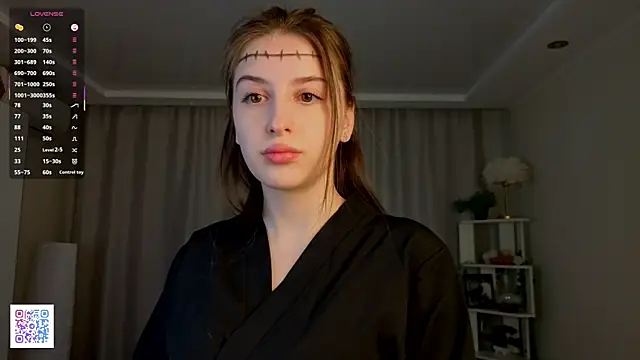 LeanneDinkle online show from April 2026 04:04:01 AM
