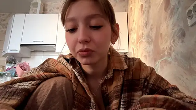 Eliza Perucves online show from February 2026 12:54:01 PM