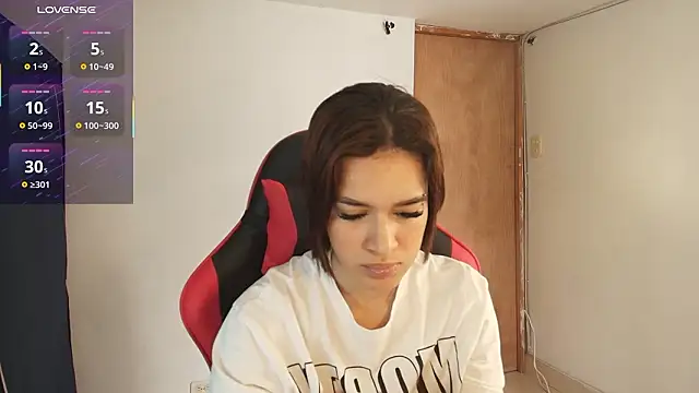 Snapshot of Zoe-Walzer chatting on March 2026 04:43:01 PM Zoe-Walzer online show from March 2026 04:43:01 PM