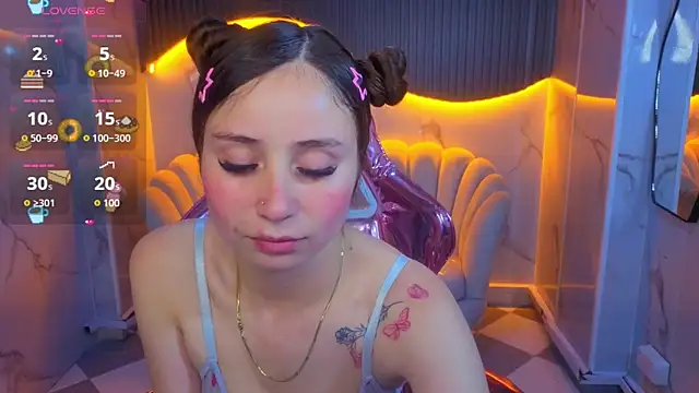 Ariana18 b online show from June 2026 01:05:02 PM
