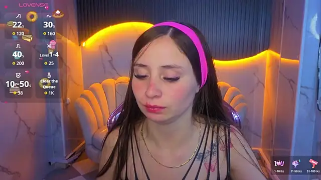 Ariana18 b online show from June 2026 01:11:01 PM